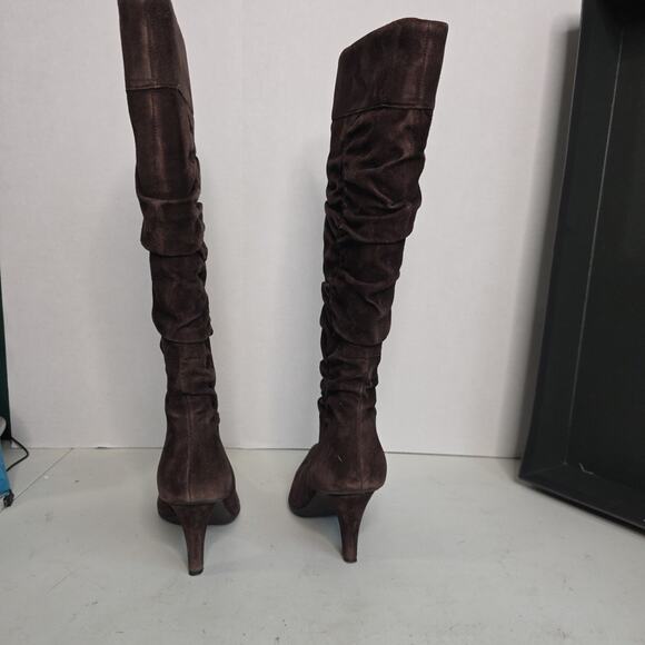 Kenneth Cole "GO OUT" Suede RIDING Boots, Color BARK, SIZE 7.5 MEDIUM - Picture 4 of 11